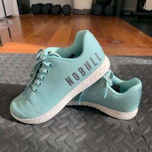 NOBULL Lifting Sneakers 6.5 Women’s Teal/Turquoise